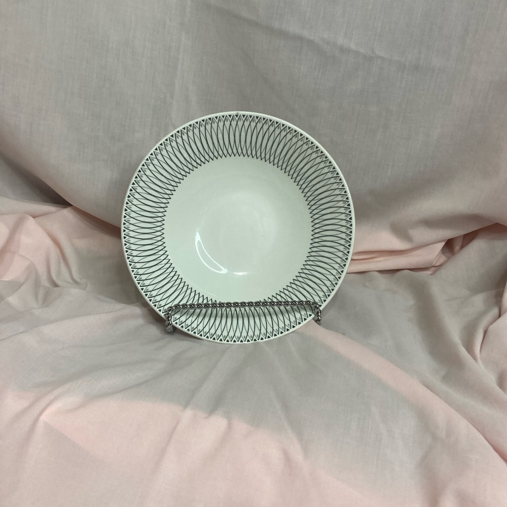 Vintage White Scraffito Dinner Bowl with Grey Spiral Design